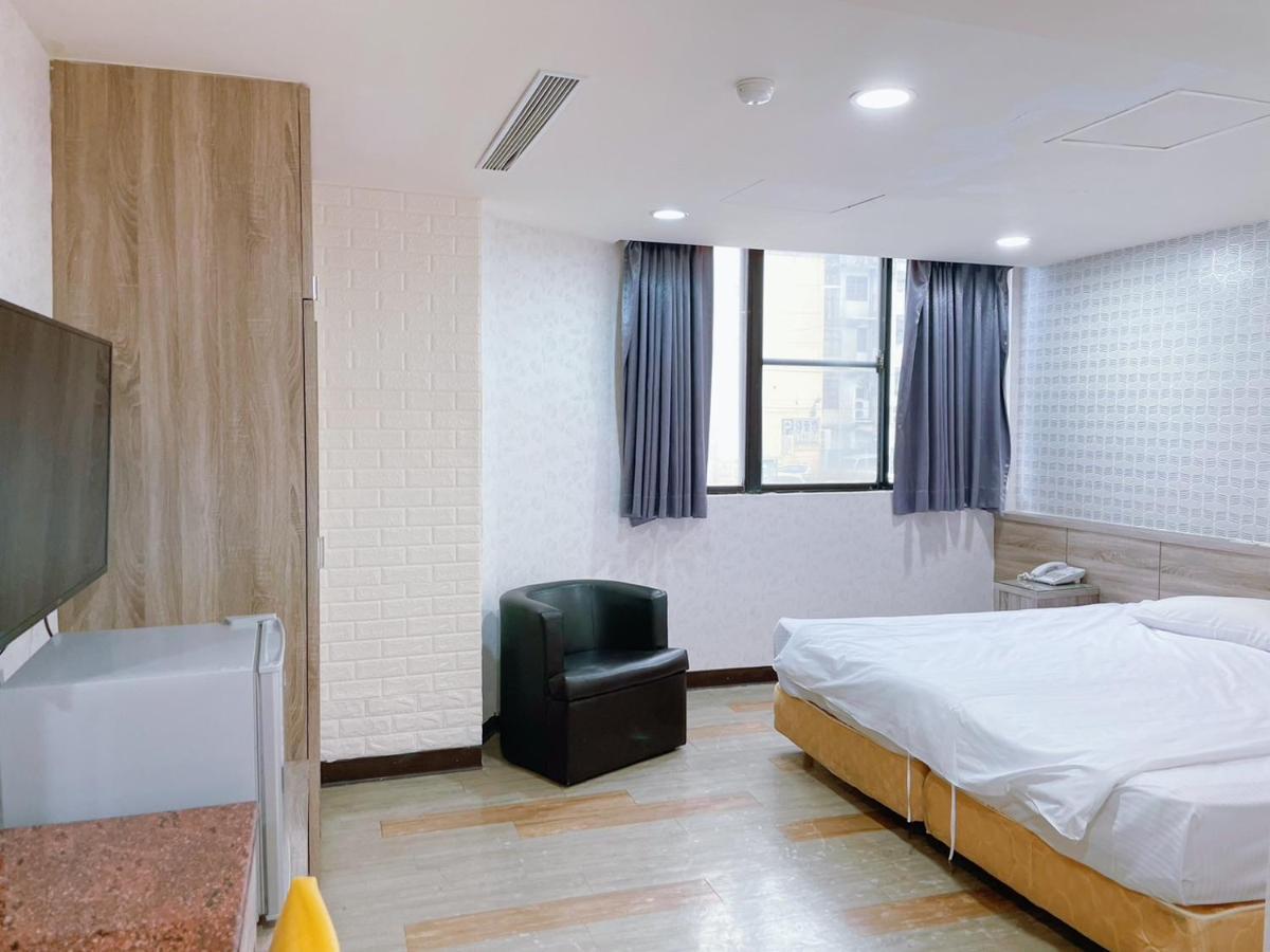 A22 Wei Lu Hotel Zhongli Exterior photo
